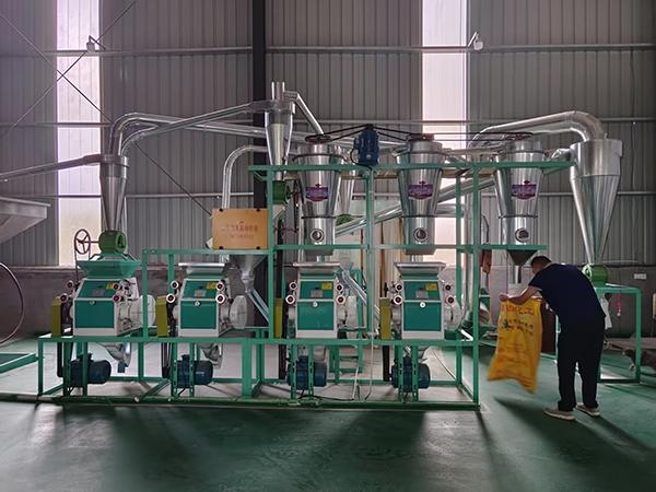 如何日常清潔保養(yǎng)維護小型面粉設(shè)備？